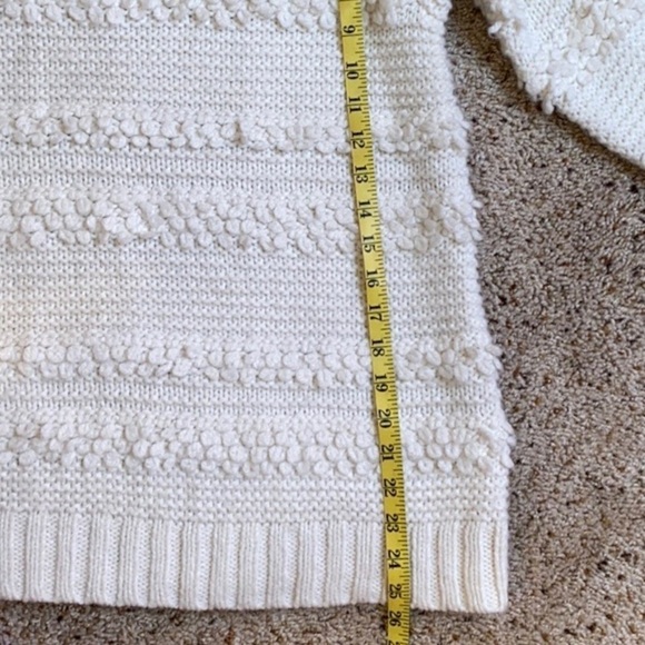LOU & GREY Crochet Fuzzy Chunky Sweater - Picture 9 of 10